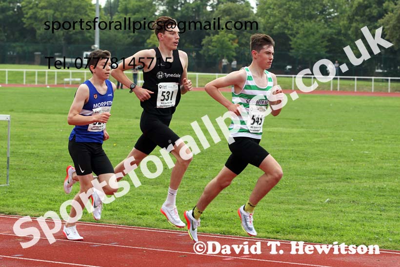 Mens and Boys 3000 metres, 2021 North Eastern Track and Field Champs., Middesbrough. Photo: David T. Hewitson/Sports for All Pics